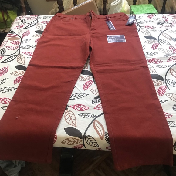 Jeans - Picture 1 of 1